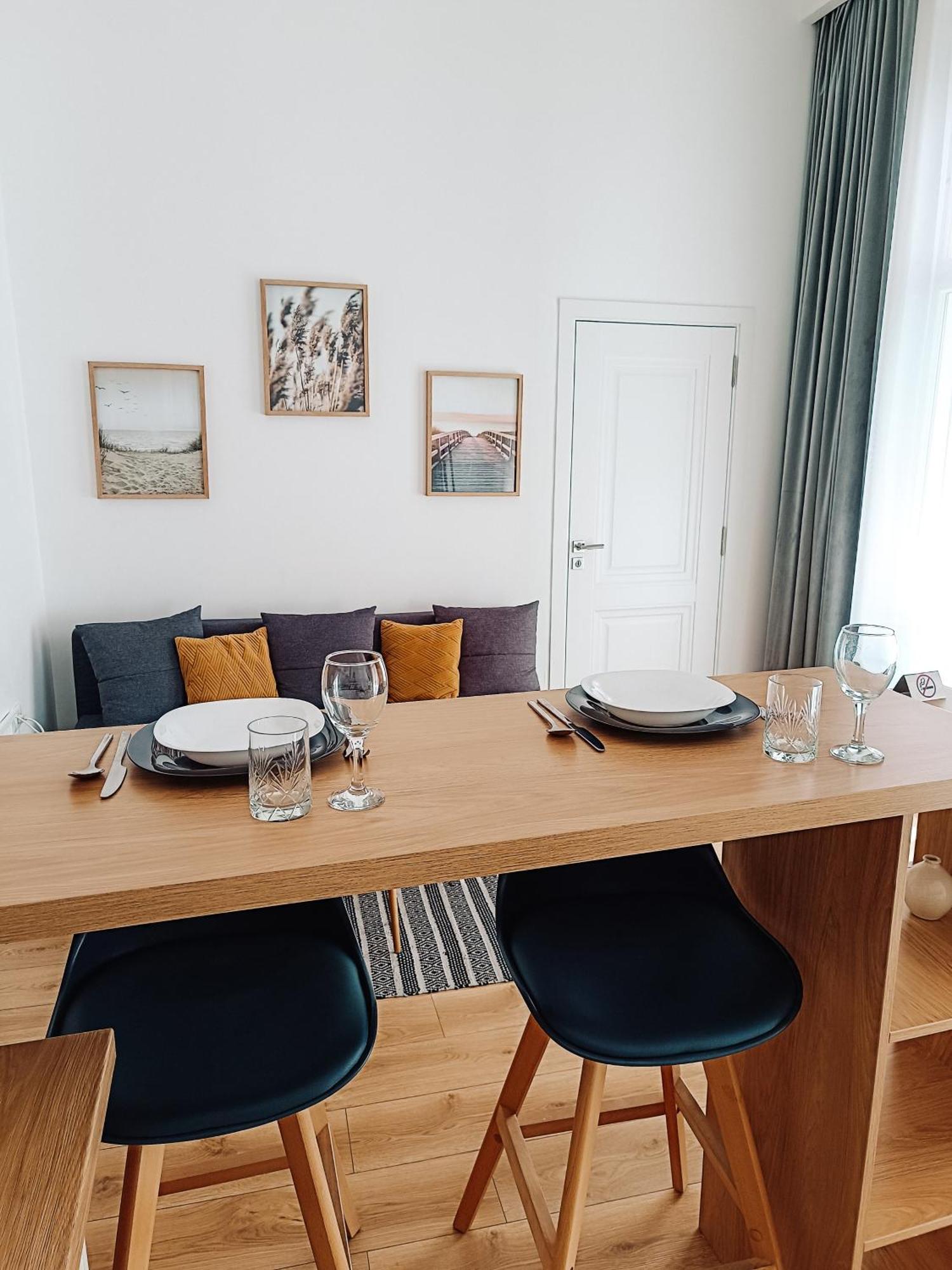 Fly Residence Arad Buitenkant foto